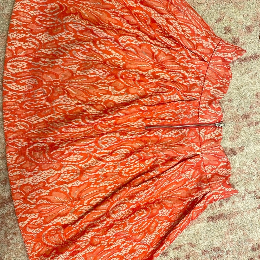 Beautiful boutique skirt